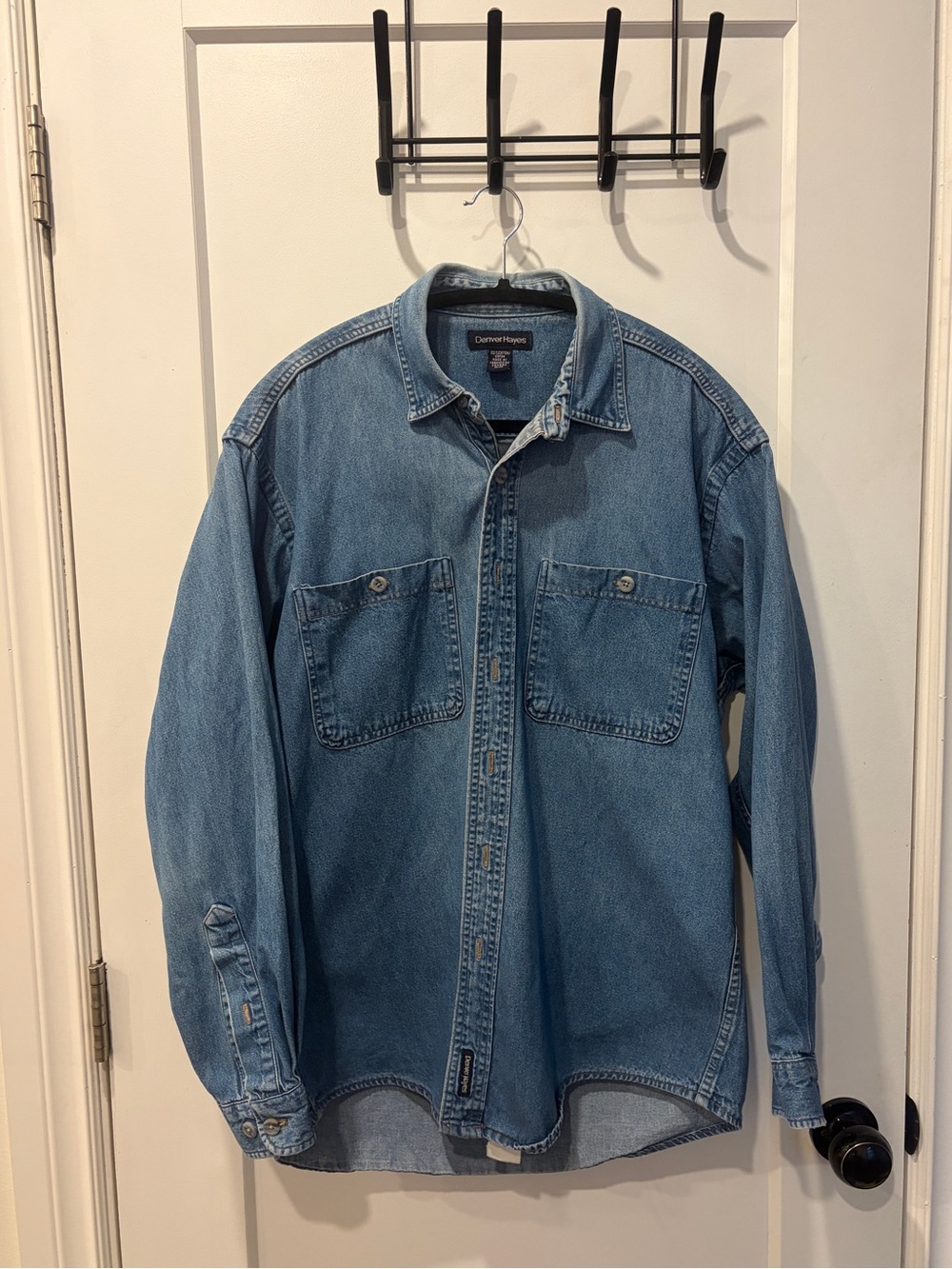 Women’s vintage Denver Hayes Blue Denim button down Shirt